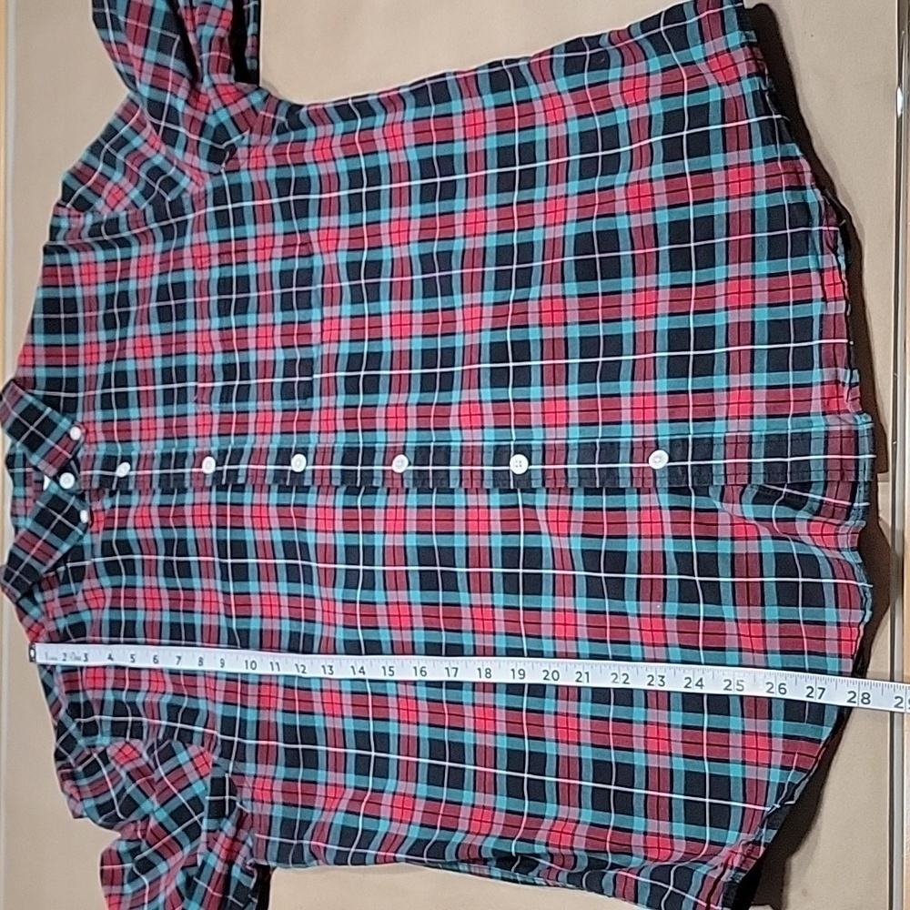 Old Navy Size L Red, Black, Green Plaid Everyday Shirt, Slim Fit, Built In Flex - Picture 6 of 10
